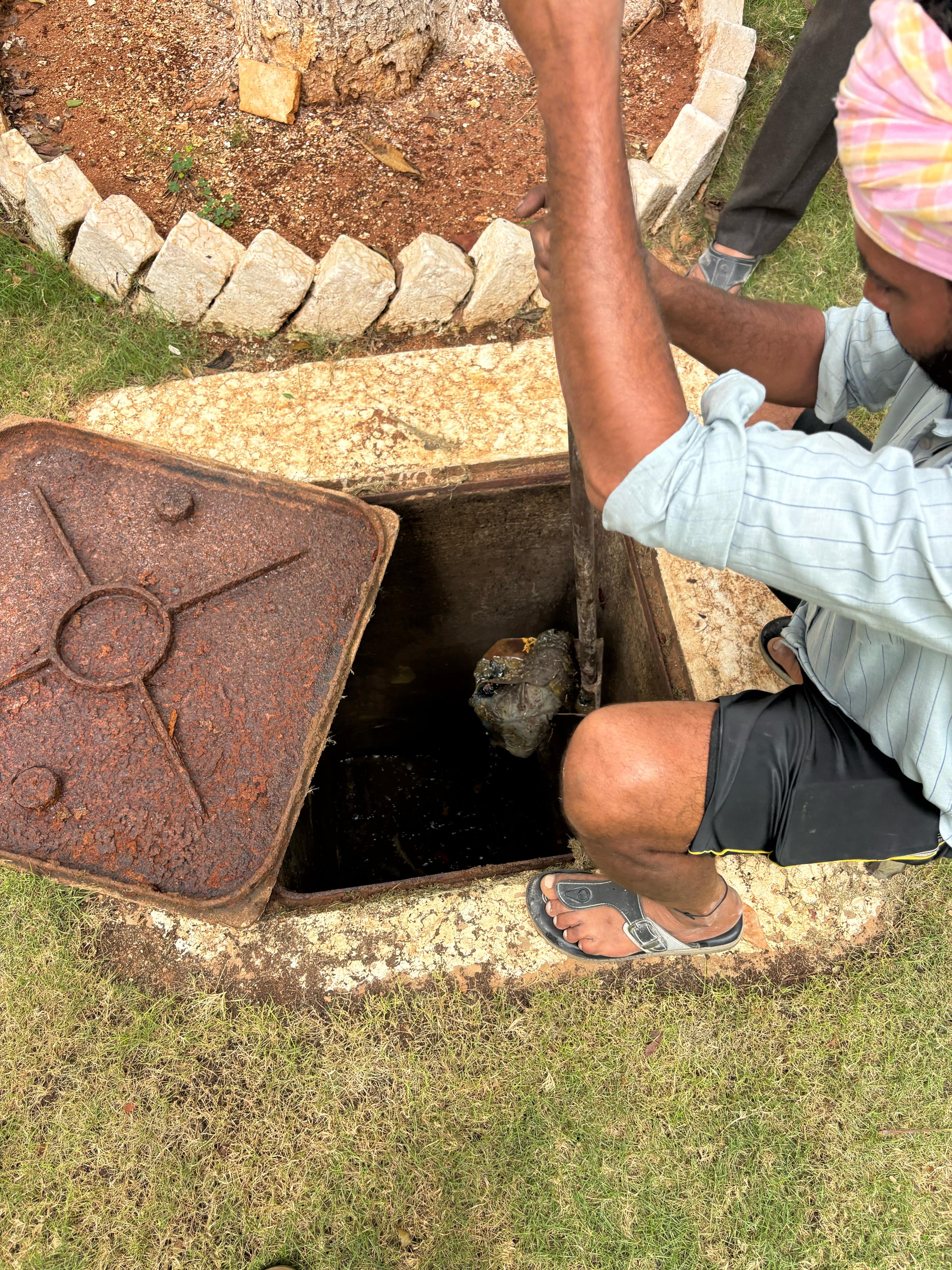 Drainage cleaning service