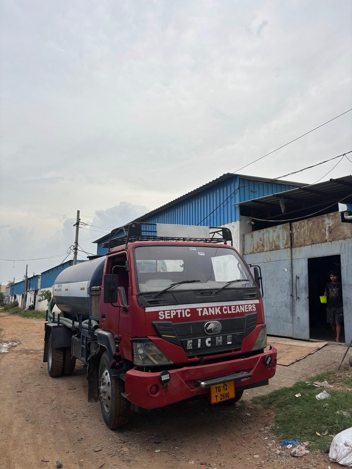 Construction & labour camp cleaning